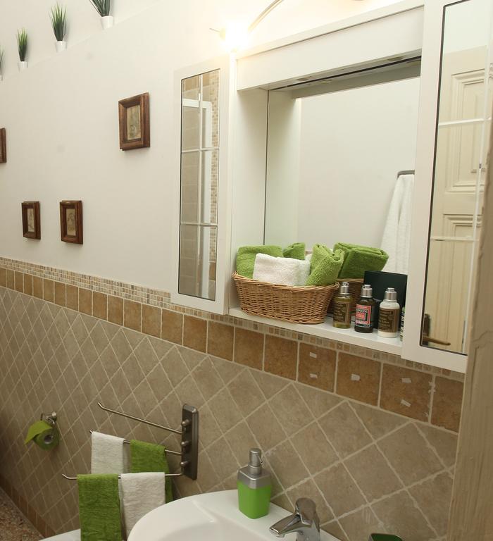 Via Del Corso Apartment Рим Номер фото